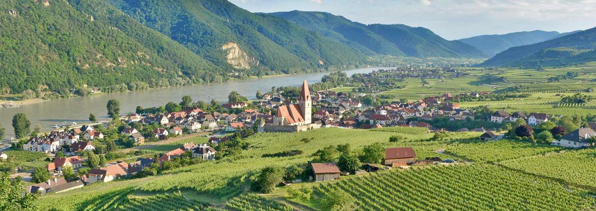 Weissenkirchen desde el Danubio