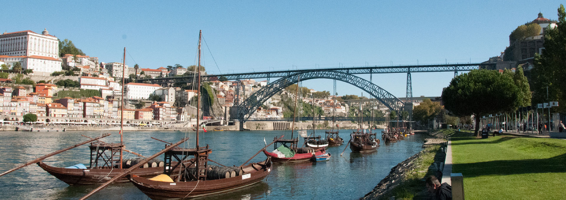 Puente Don Luis I sobre el río Duero de Oporto.