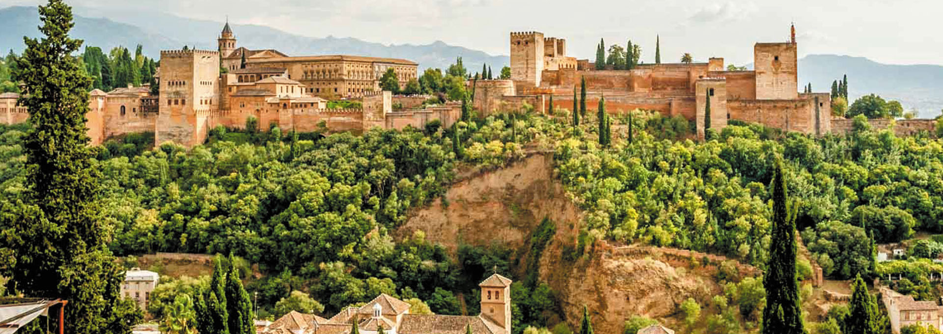 Vista panorámica de La Alhambra de Granada