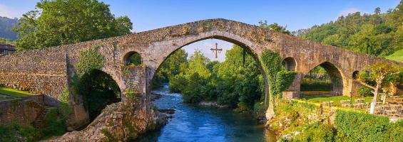 Cangas de Onís puente romano