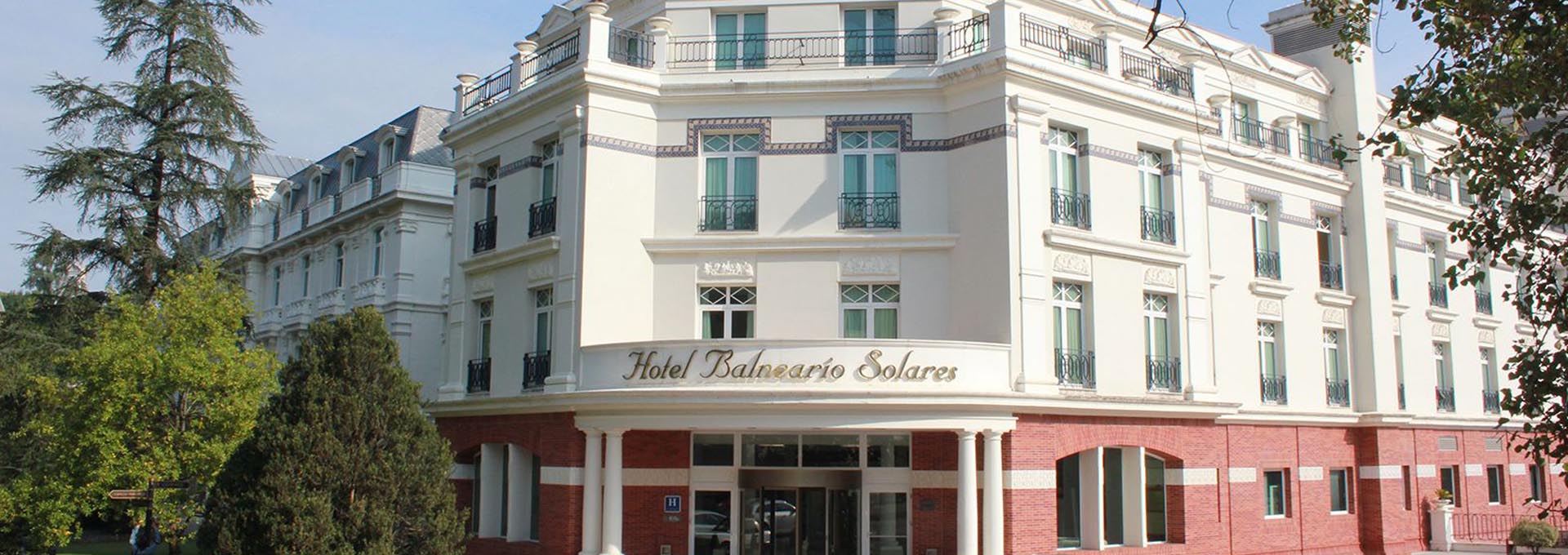 Balneario de Solares fachada